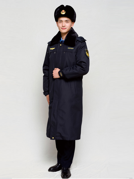 长款防寒服